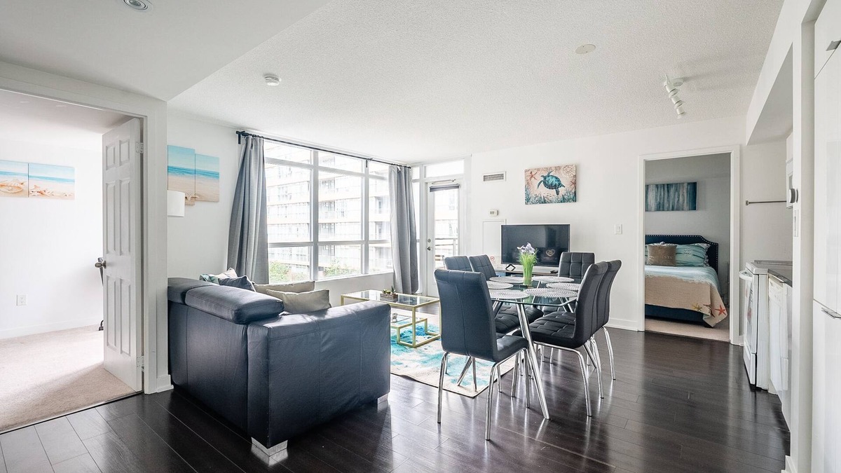 CityPlace Condo | GLOBALSTAY. Aquamarine 2bd 2bath Apartment with Balcony