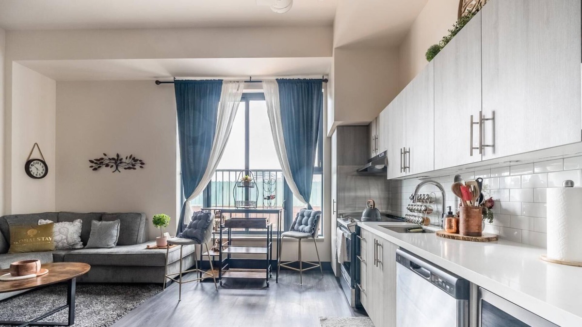 Central Hamilton Apartment | GLOBALSTAY. Modern 1BD Apartment in DT Hamilton. Free Parking