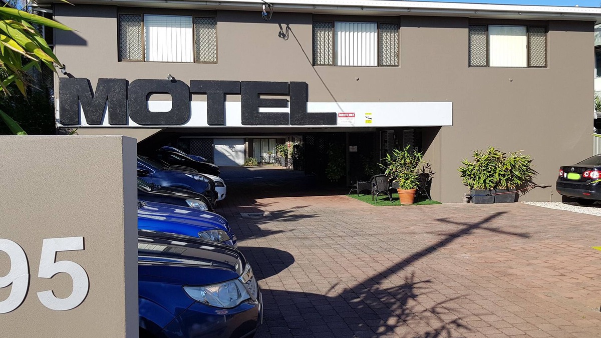 Bilinga Hotel | Gold Coast Airport Motel