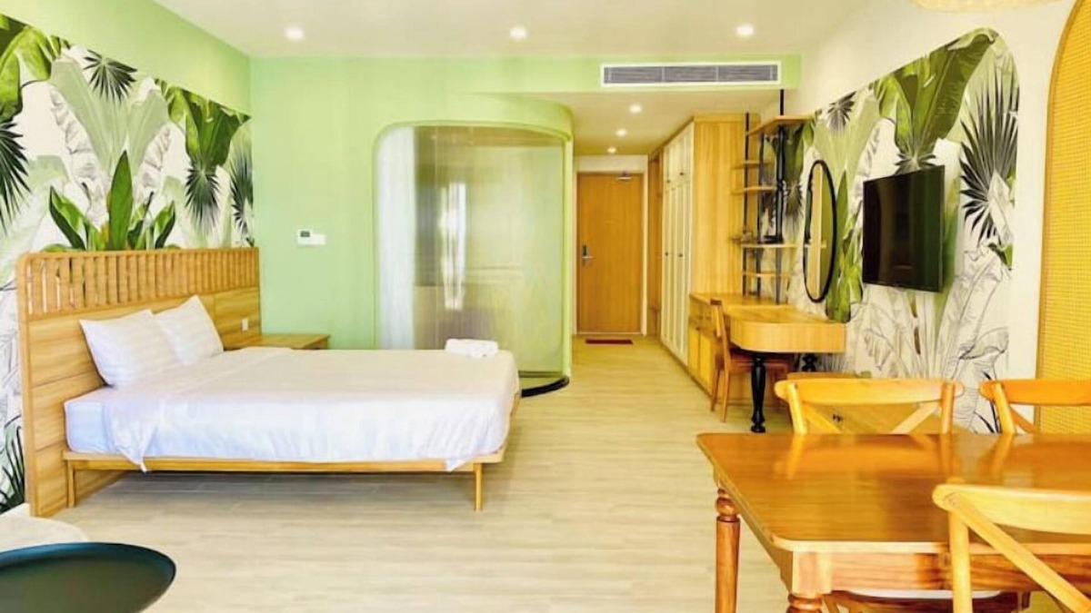 Tran Phu Beach Apartment | GOLD COAST Studio View 2