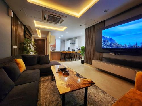 Lahore Apartment | Gold Crest Mall Presidential One bed Apartment DHA Lahore