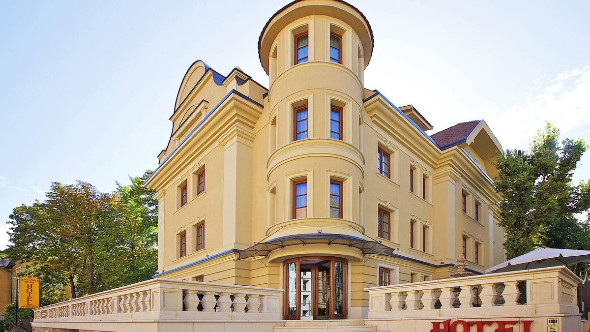 Gellert Hill Hotel | Gold Hotel Budapest