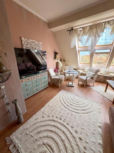 Kecskemet Apartment | Gold Moon Apartment