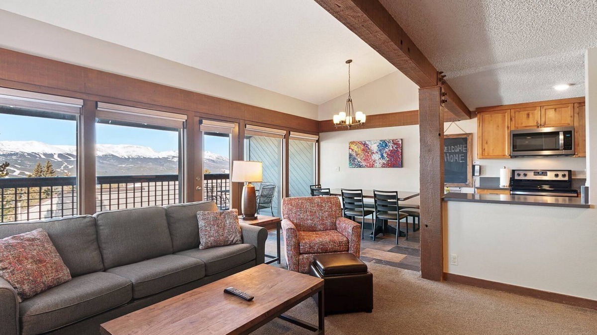 Baldy Mountain Resort | Gold Point Resort 3-Bedroom - Amazing View - Pet Friendly Breckenridge Lodging.