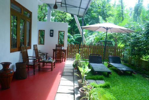 Aturuwella Bed & Breakfast | Gold sand Resort