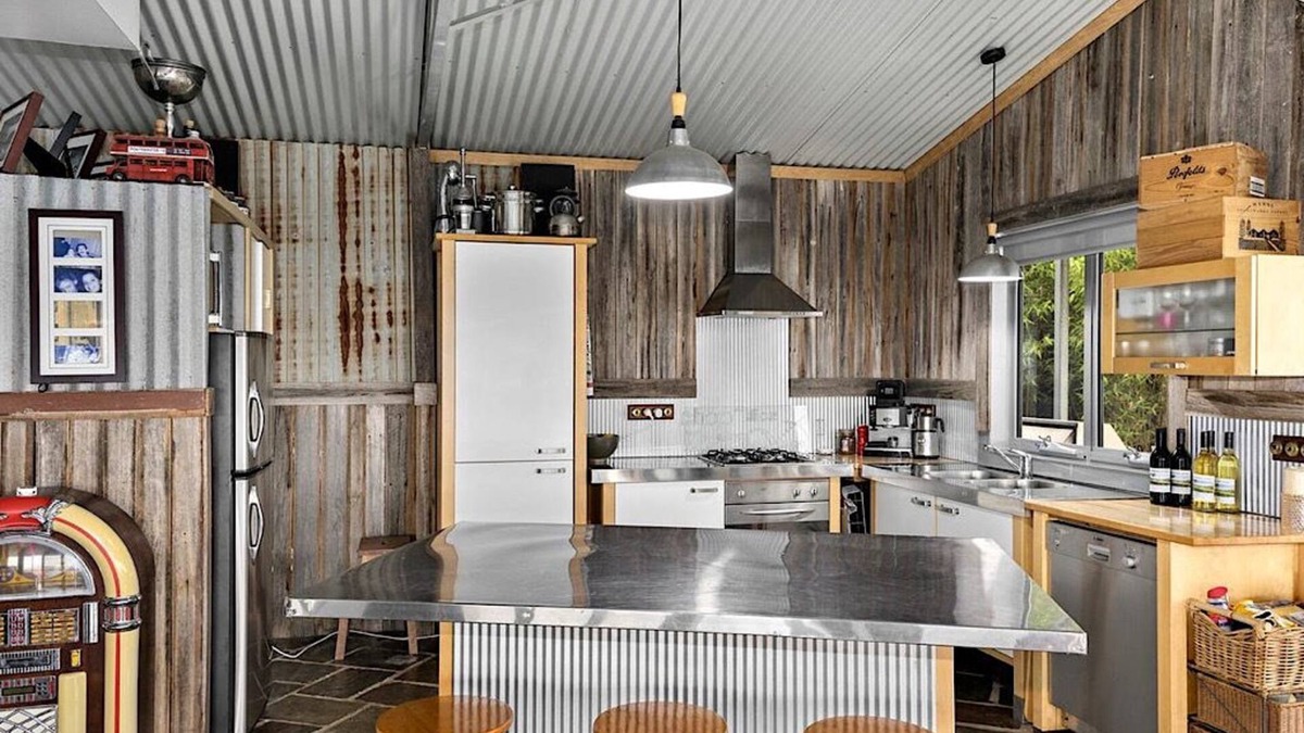 Limestone House | Golden Ash Grove Eco Farm - Yea area
