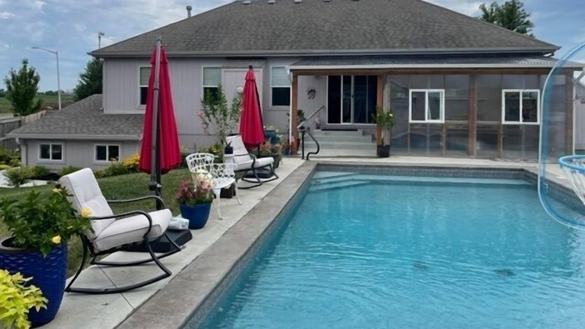 New Century Apartment | Golden Blossom Getaway w/ Salt Water Pool! Dog Friendly! by RedAwning