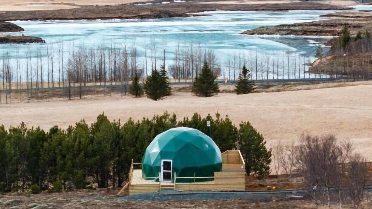 Selfoss Hotel | Golden Circle Domes - Lake View
