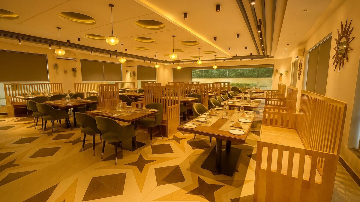 Agara Hotel | Golden Crown Suites