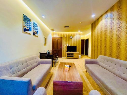 Fintas Apartment | Golden Dahlia Fintas
