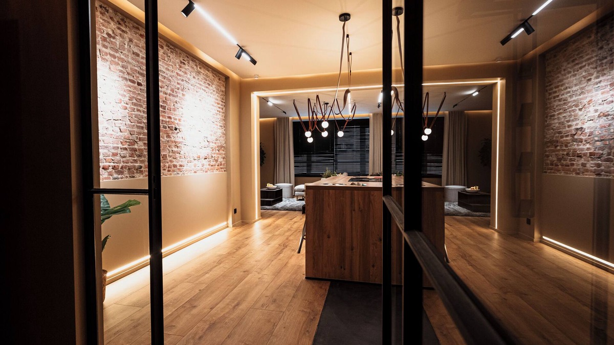 Postel Apartment | Golden Dove Luxury Apartment 4