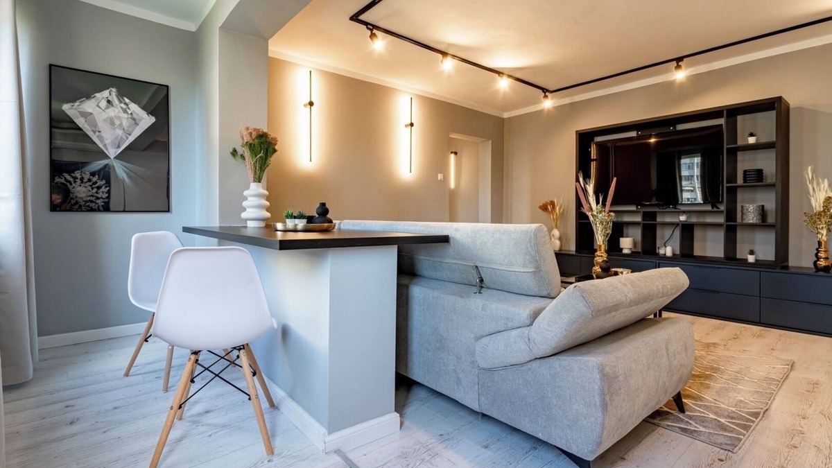 Sector 2 Apartment | Golden Glow Hideaway