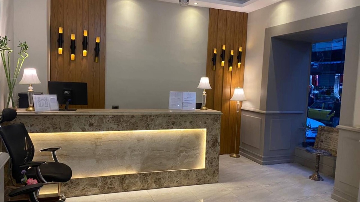 Al-Manshiyah Hotel | Golden Hoster