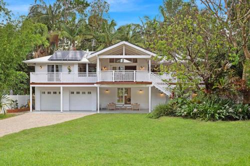 South Golden Beach House | Golden Hus - spacious South Golden Beach home