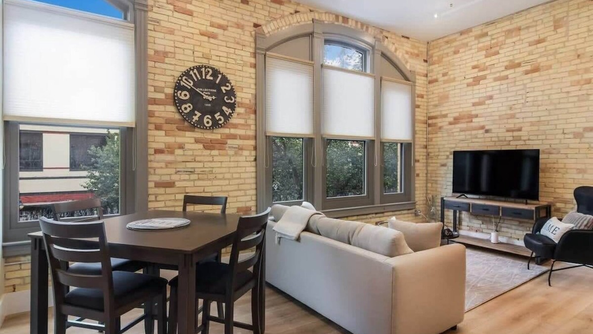 Traverse City Condo | Golden Lofts Unit 4 Downtown Traverse City 2BD/2BA