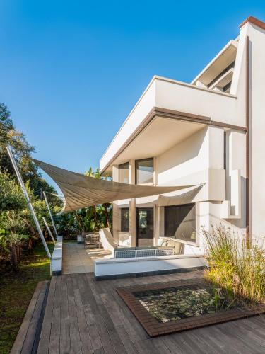 Lido di Camaiore Apartment | GOLDEN LUXE - Dream Villa Sauna & Jacuzzi