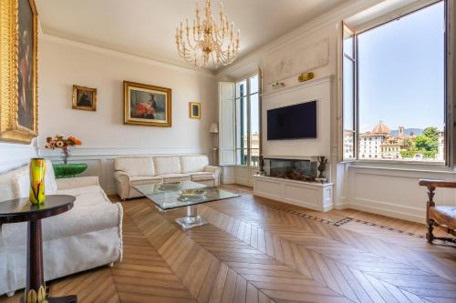 San Niccolo Apartment | GOLDEN LUXE - Sauna and Jacuzzi Duomo View Extra Luxe