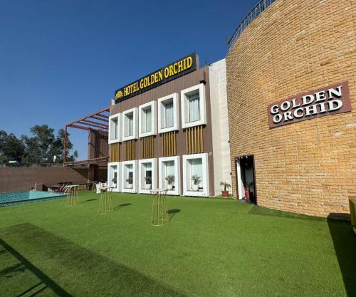 Ambala Hotel | Golden Orchid