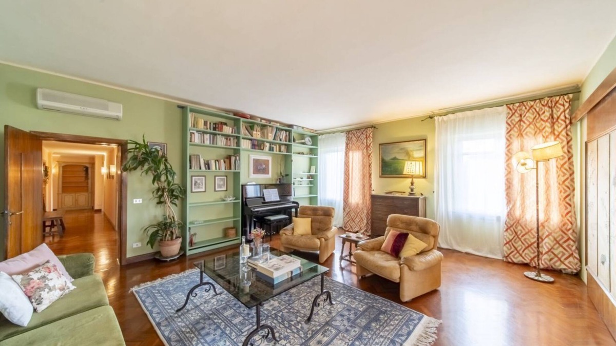 Santissima Annunziata Apartment | Golden Renaissance - quiet and elegant apartment in Florence