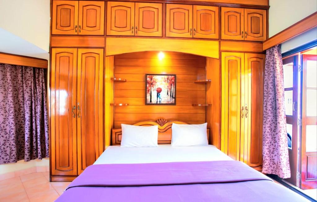 Benaulim Villa | 'Golden Sea Breeze' Beach villa