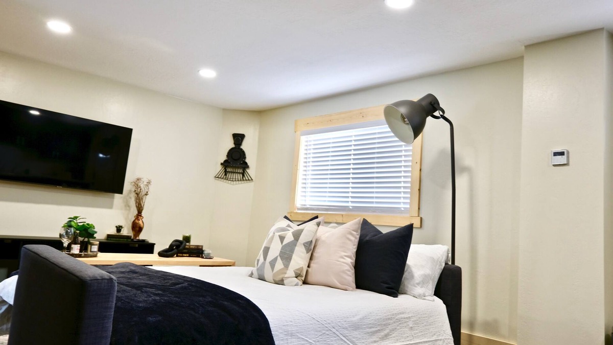 Tremonton Apartment | Golden Spike Stable Getaway in Downtown Tremonton
