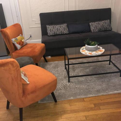Canarsie Apartment | Golden Suite