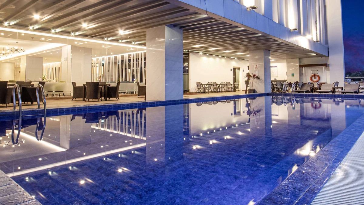 Makassar Hotel | Golden Tulip Essential Makassar