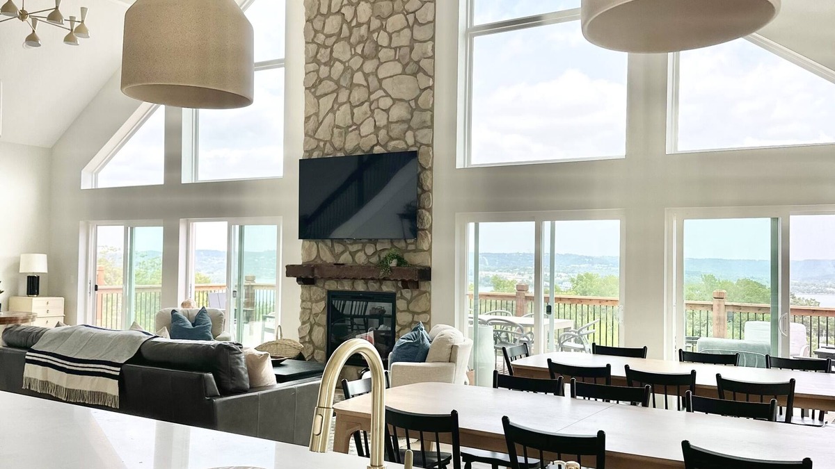 Kimberling City Cabin | Golden View Getaway