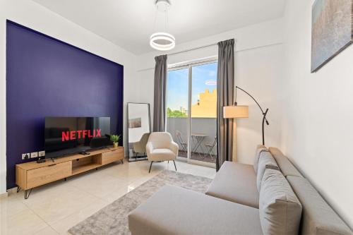 Jumeirah Village Triangle Apartment | Golden Woods Escape Near Marina & JBR
