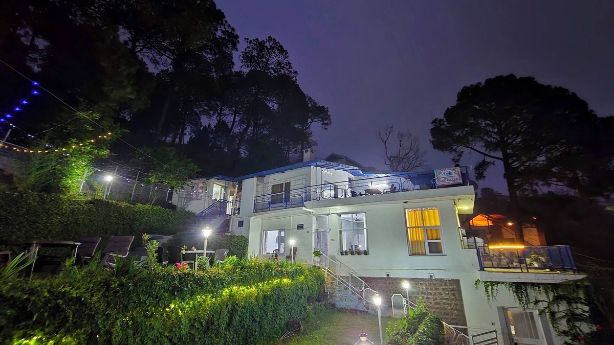 Kumarhatti Villa | Golden Zenith Villa