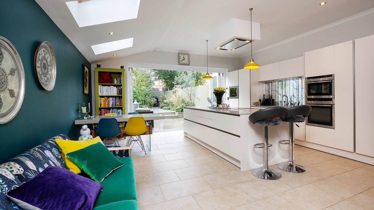 Nightingale House | Golds and Greens, by Veeve