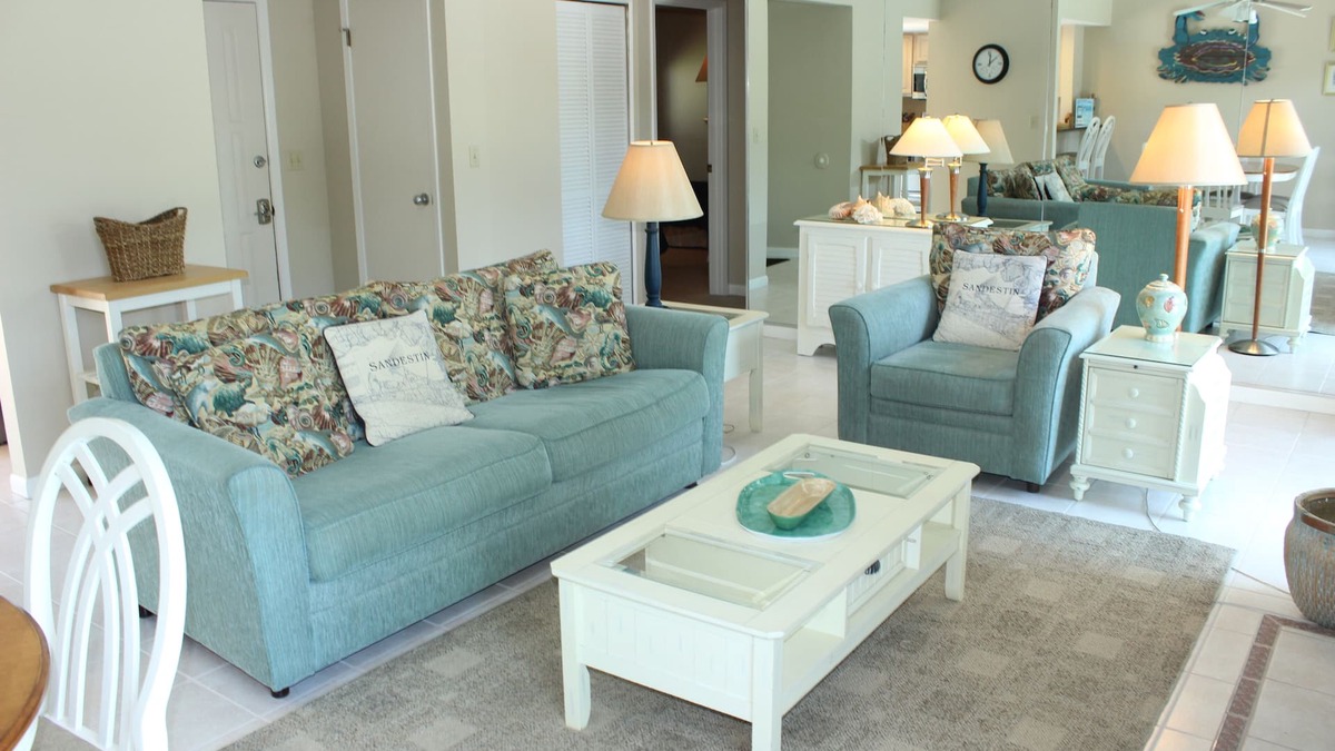 Fort Walton Beach - Destin Villa | Golf Cart! Pool on Lake! Linkside Village 466!