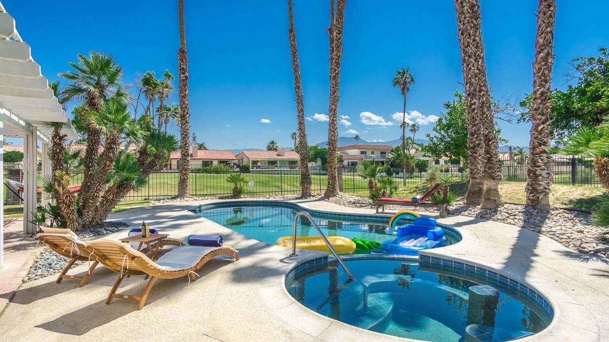 Indio House | Golf Course House - Garden Relax Retreat, Private Pool + Spa.