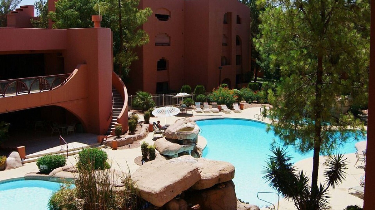 Paradise Valley Village Condo | Golf Course & Sparkling Pool View! Gated Complex & Ground Floor Condo