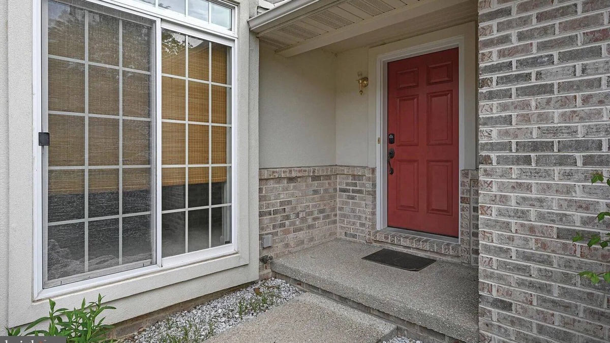 Millersville House | Golf Course Town Home