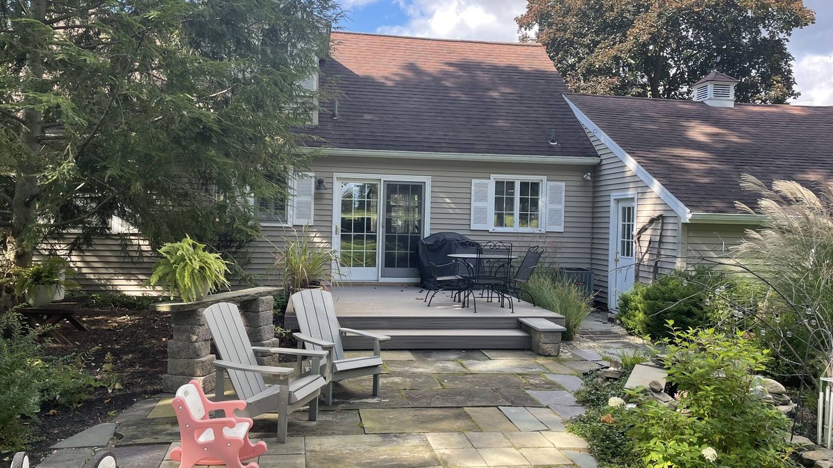Penfield House | Golf Enthusiasts. Stay in beautiful peaceful home! Available May 17- May 21 2023