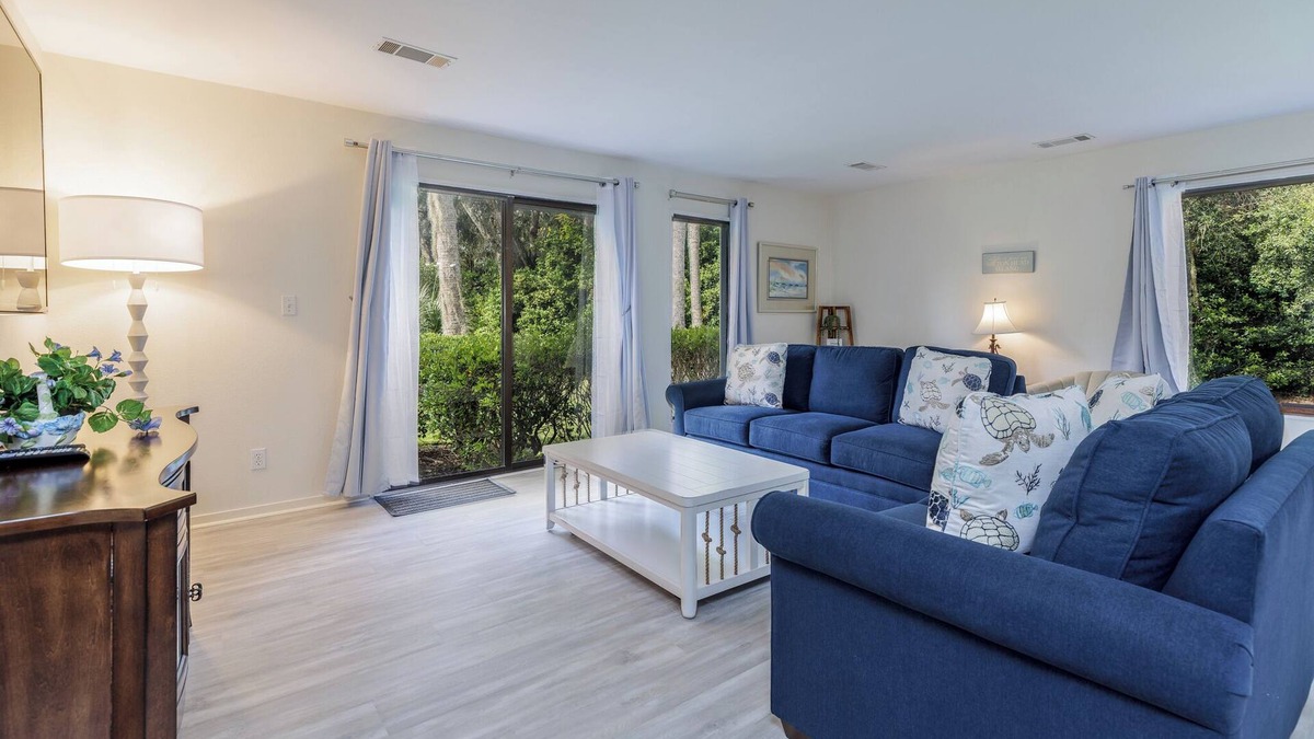 Palmetto Dunes Condo | Golf Getaway, Walk to Beach, Bikes, Renovated, QG599