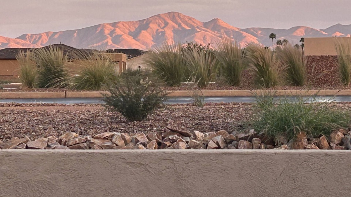 Green Valley House | Golf, Hiking, Star Gazing and Sunsets