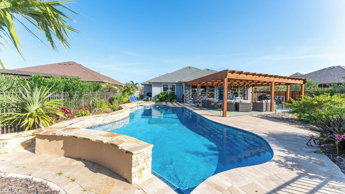 Laguna Vista House | Golf House Getaway .