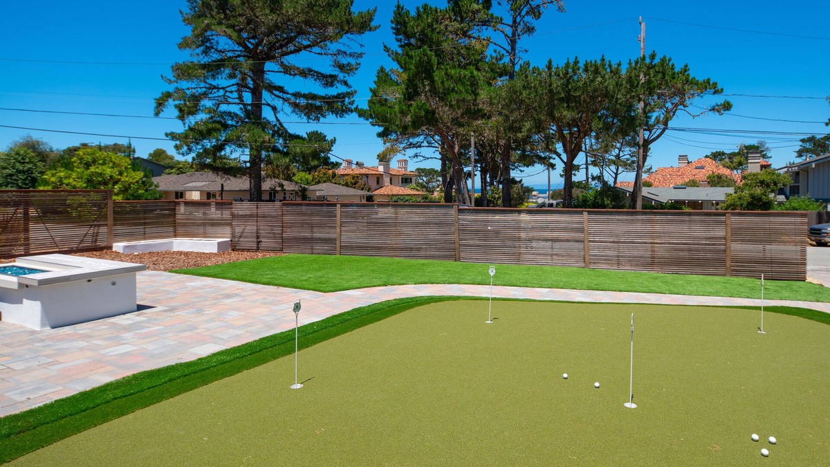 Del Monte Forest House | Golf Retreat in Pebble Beach-Ocean View-5 minute walk to beach, Fully Enclosed