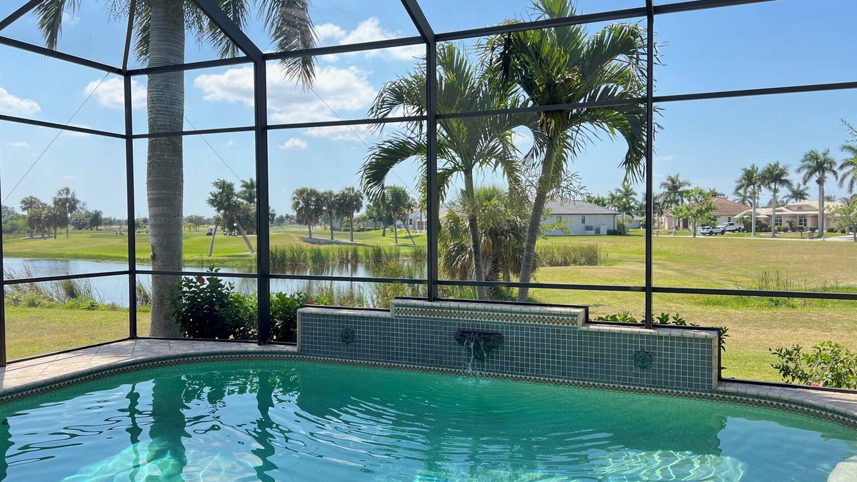 Burnt Store Isles House | Golf, Swimming, Sunshine and so close to Downtown Punta Gorda!