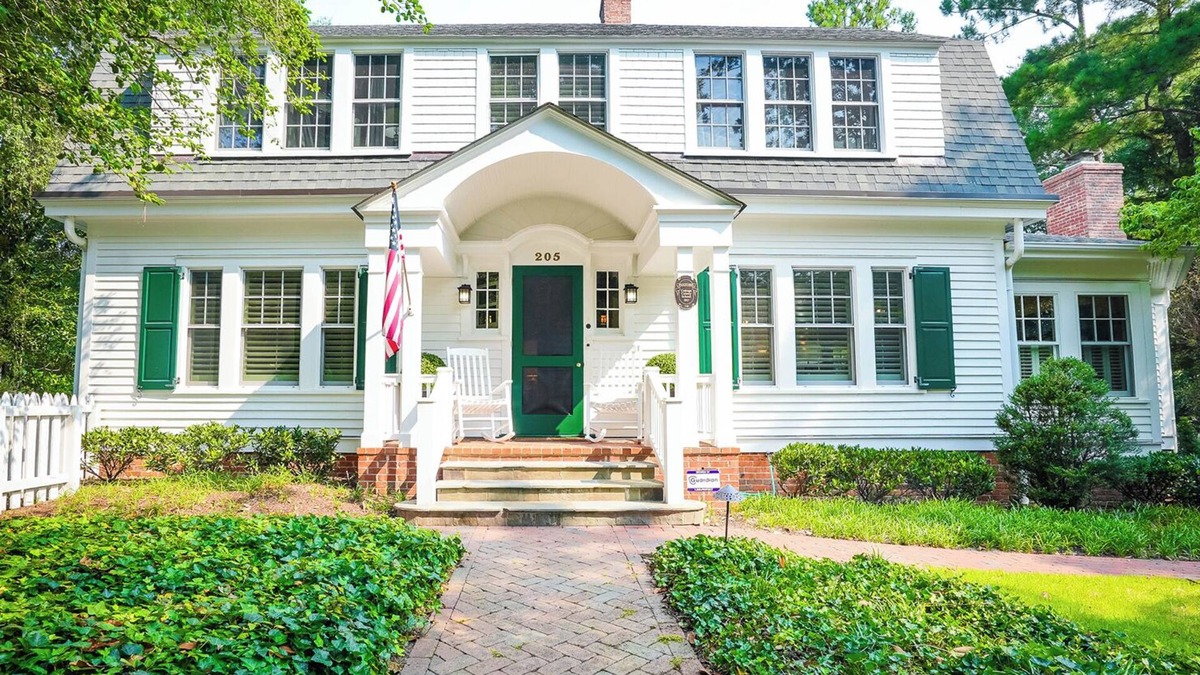 Old Town House | Golfers Getaway in the historic village of Pinehurst, NC. Home of the U.S. Open
