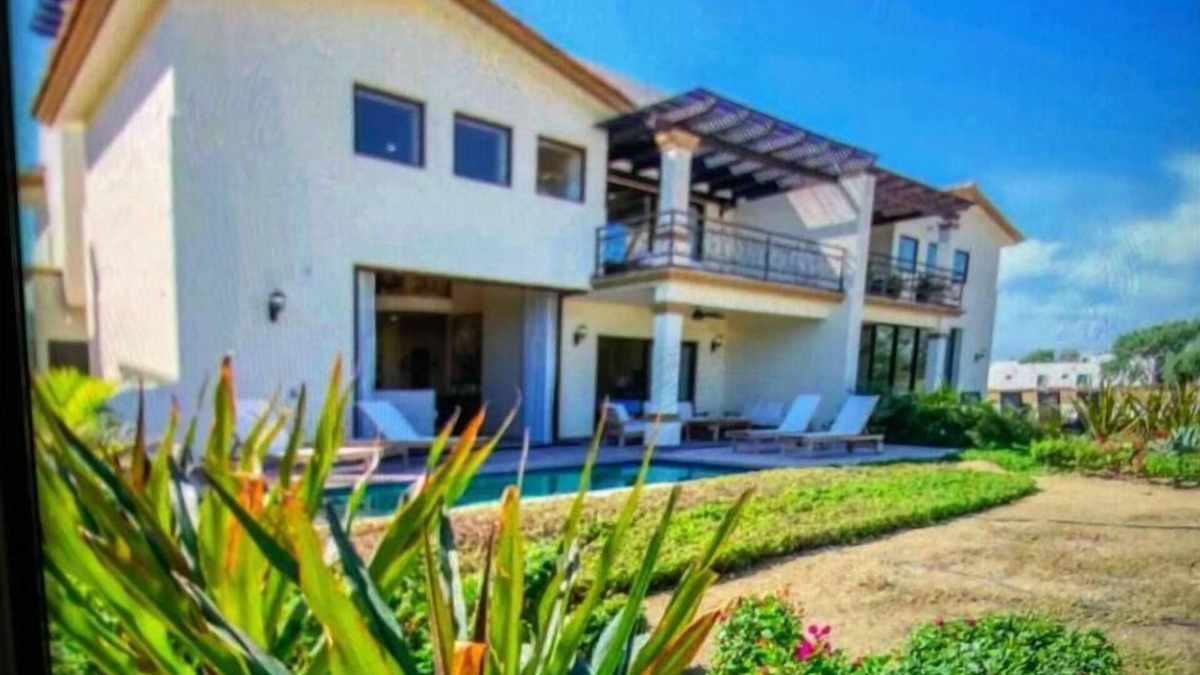 Luis Donaldo Colosio Villa | Golfers Retreat! Villa with 3 bedrooms and a Den in enchanting Cabo San Lucas