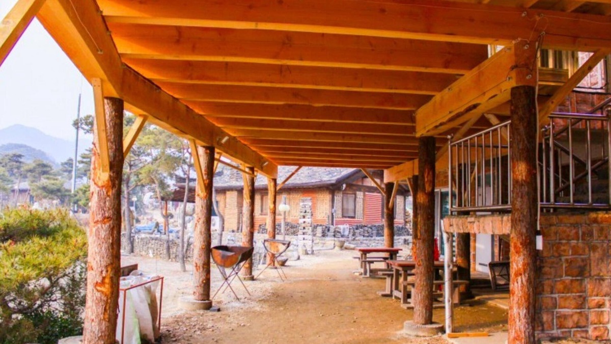 Gongju House | Gongju Jangseungpark Pension