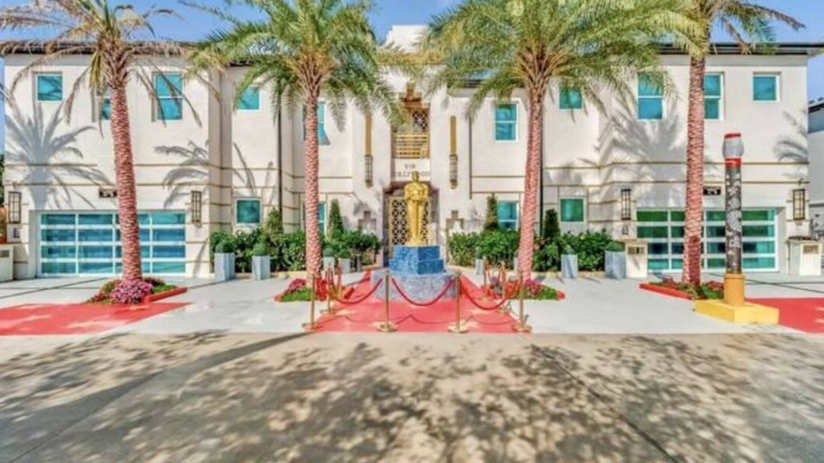 Davenport House | Good place Lives On #7