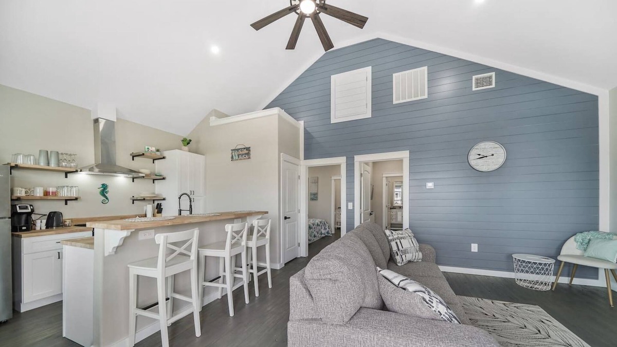 Port Bolivar Villa | Good Times At The Gulf! Walk 2 beach! Access to Playground/Pool