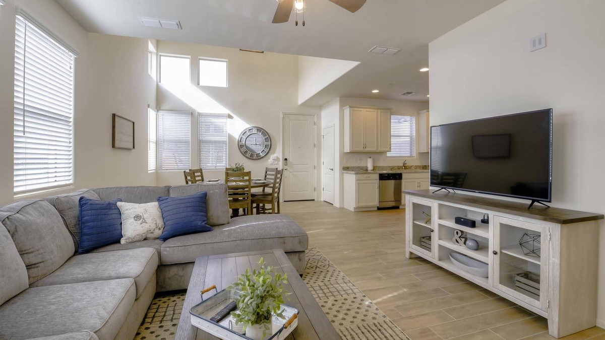 Rio Paseo House | Goodyear AZ Townhouse