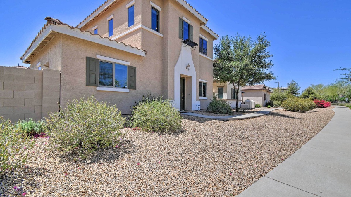 Rio Paseo Cottage | Goodyear Escape w/Grill: Community Pool Access!