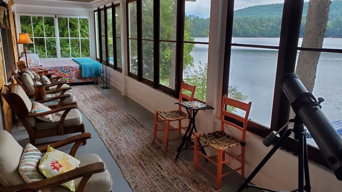 Oneonta House | Goodyear Lake Main Lodge