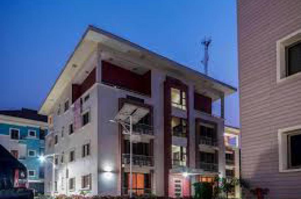 Ofin Cabin | Goosepen 3 Bedrooms Apartment